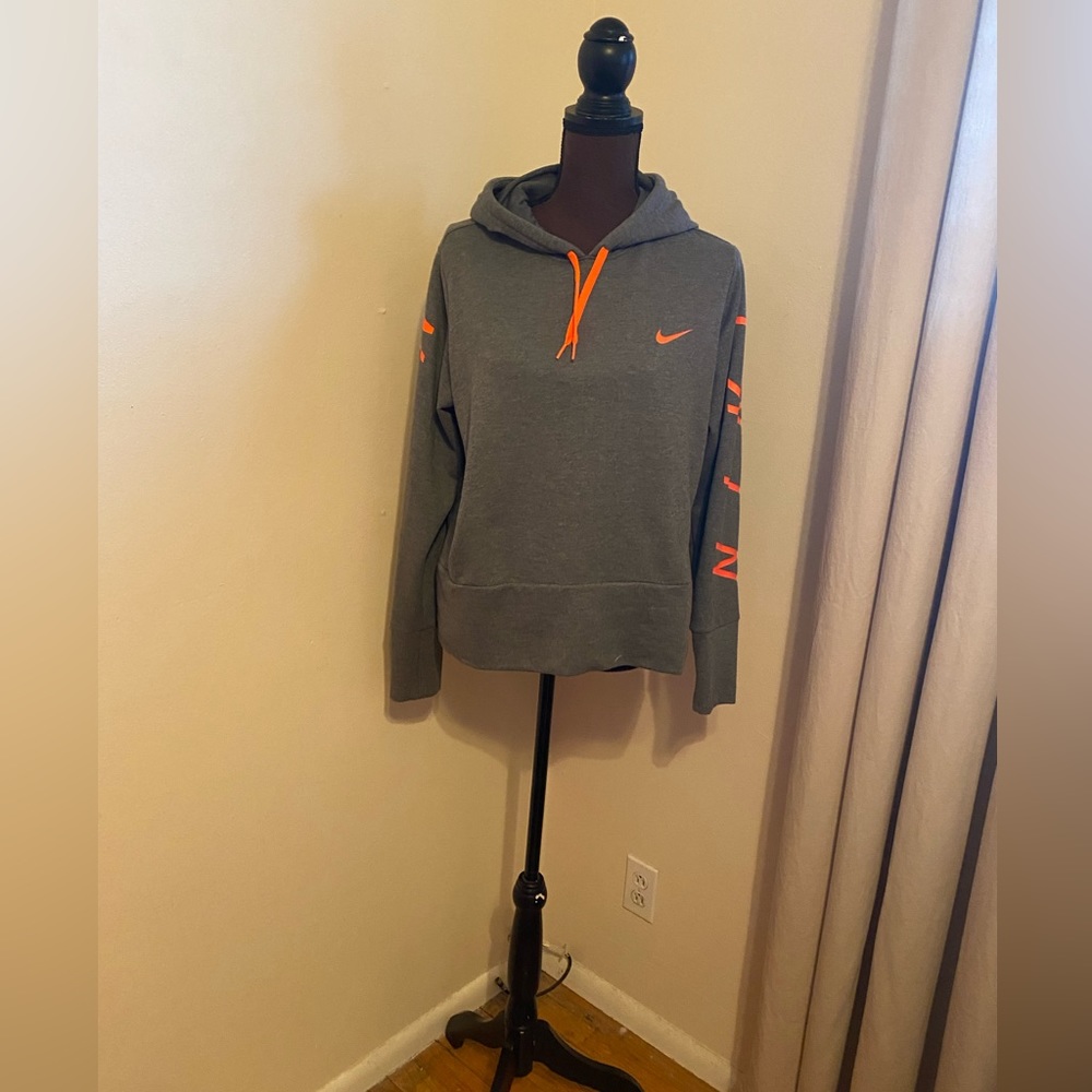 Women’s hooded sweatshirt